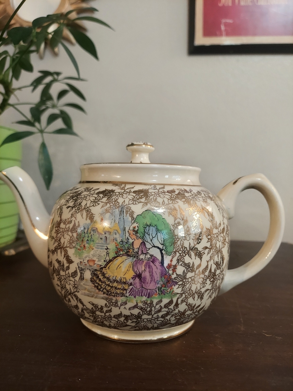 Sadler "The Crinolin Lady" Vintage Porcelain Teapot Multicolor Garden Motif